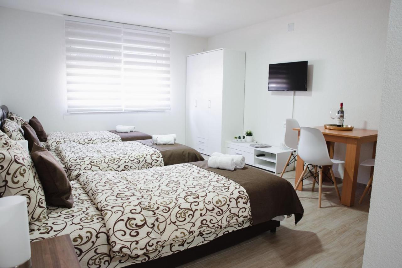 Apartmani Centar Lux New Зренянин Экстерьер фото