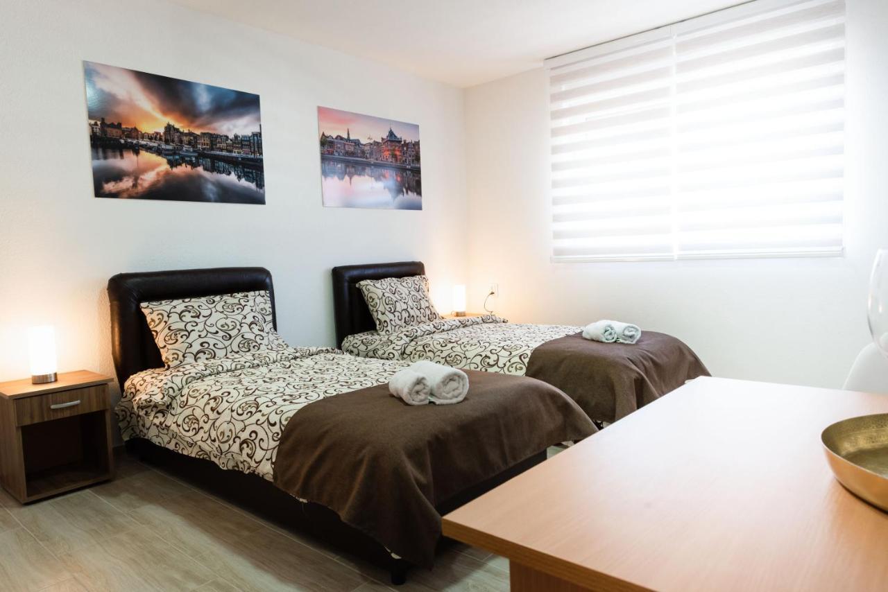 Apartmani Centar Lux New Зренянин Экстерьер фото