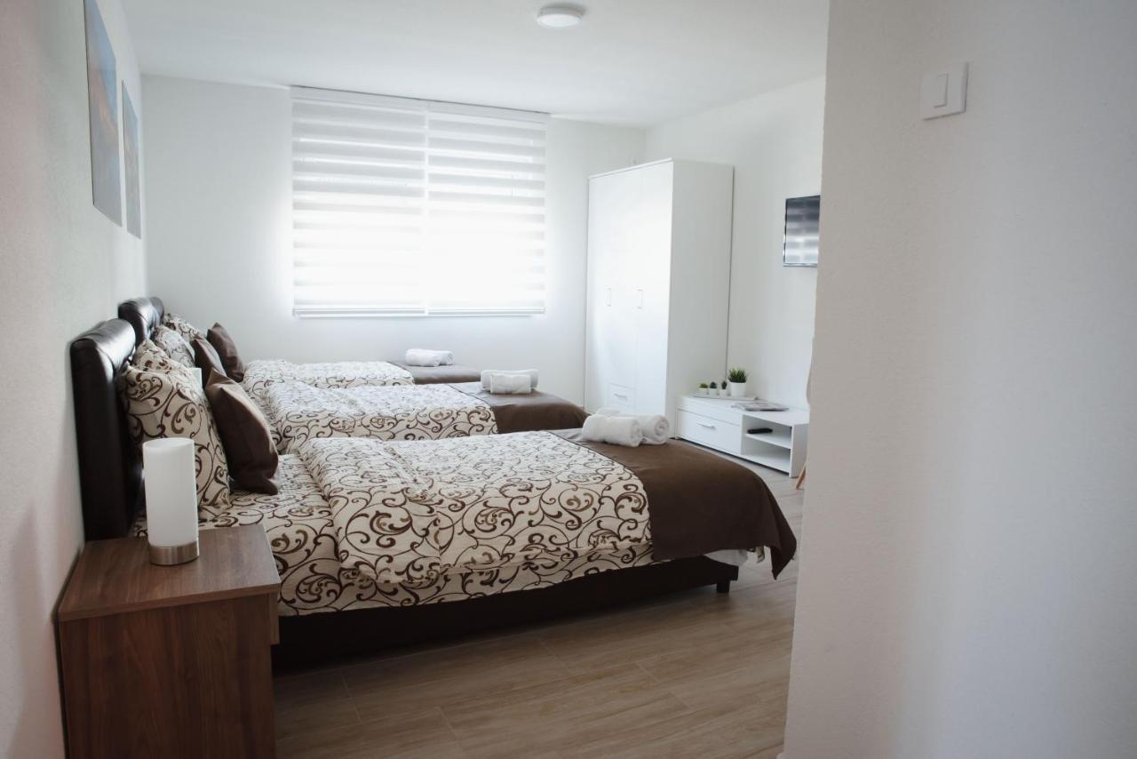 Apartmani Centar Lux New Зренянин Экстерьер фото